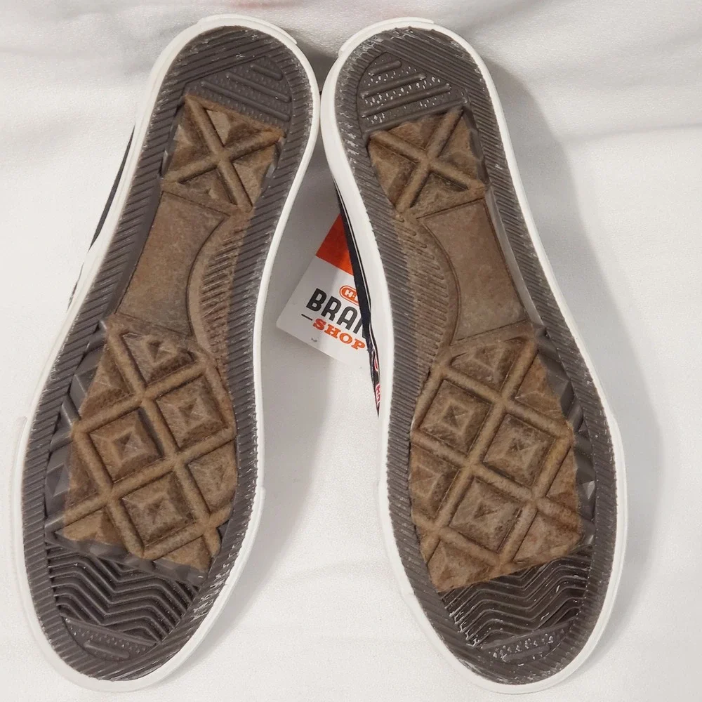 HEB Brand Shop Racetrack Twin Gore Kids Slip On Sneakers Black Red Logo Size 3